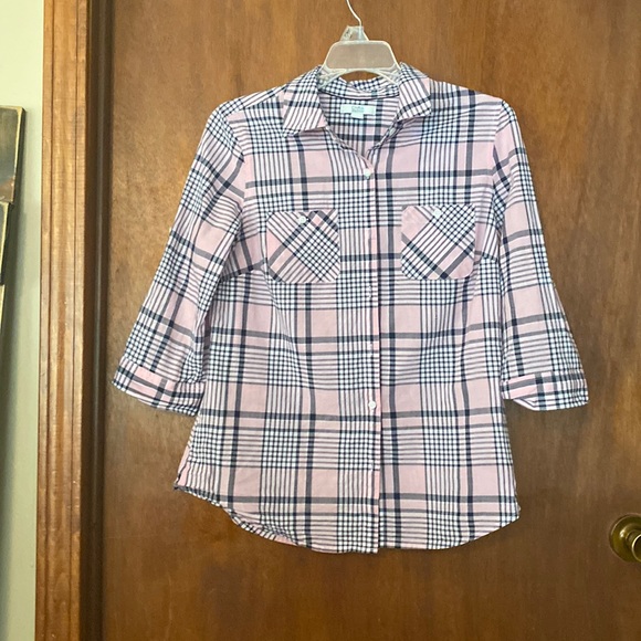 croft & barrow Tops - Blouse,3/4 sleeves, pink and black or blue can’t tell plaid,size PS